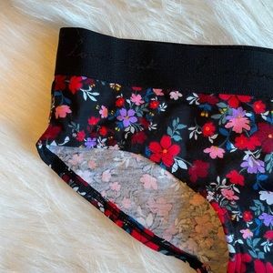 VS PINK PANTY UNDERWEAR FLORAL NEW NWT